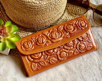 Handmade sustainable leather wallets • wallet women • gifts for her • vintage style