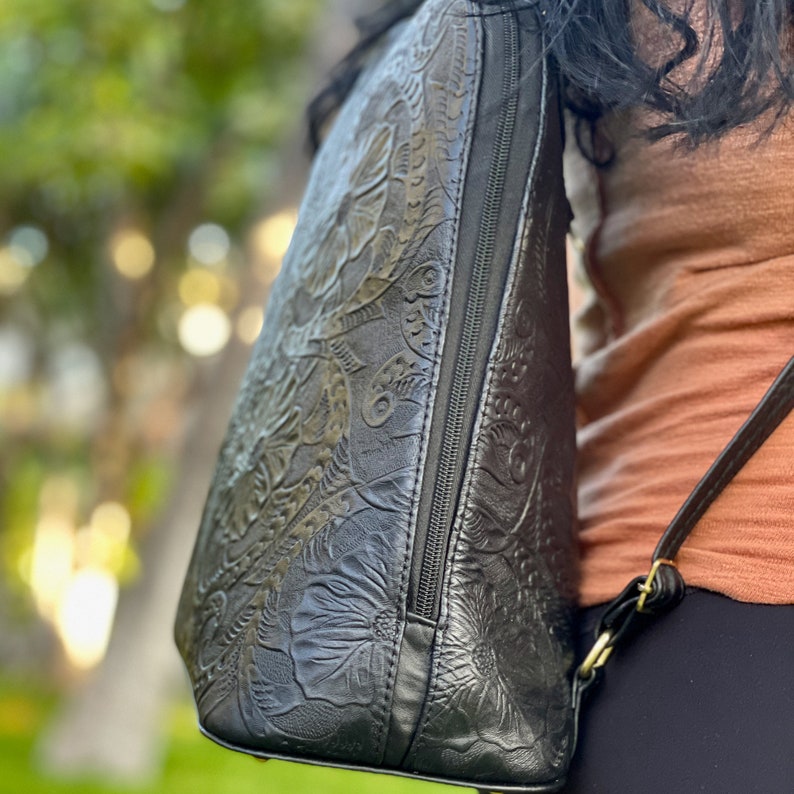 Hibiscus embossed women backpack