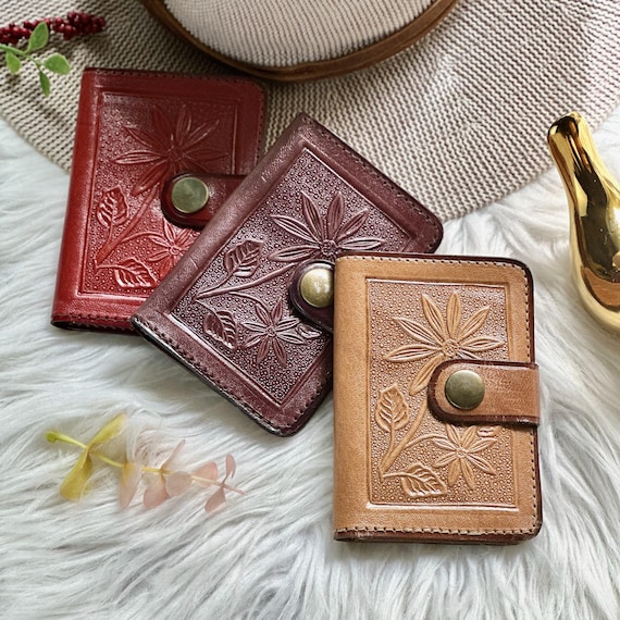 Floral Embossed Leather Card Holder Wallet: Handmade Slim Design