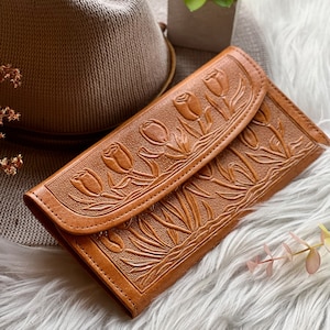 Cartera de cuero repujado para mujer • Cartera larga de cuero con ranuras para tarjetas • Cartera con herramientas estilo bohemio • Regalo para ella • Cartera hecha a mano