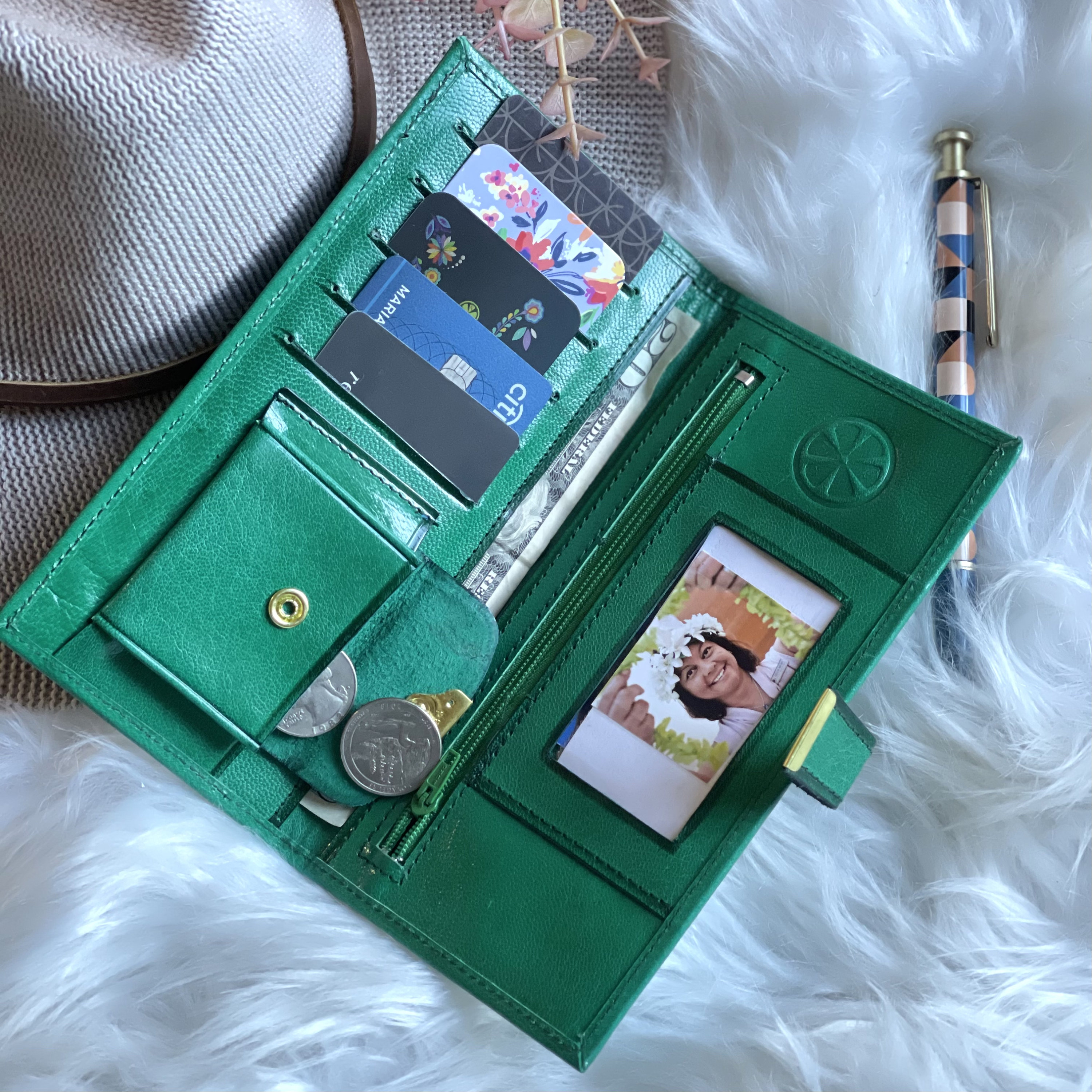 Leather bifold women's wallets • small woman wallets • leather gifts