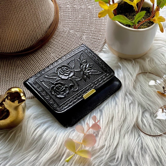 Handmade Goat Leather Minimalist Wallet: Personalized Boho Gift