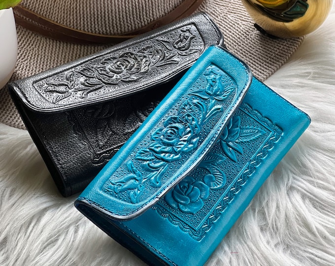 Handmade leather wallets for women• small leather wallets • personalized gifts for women
