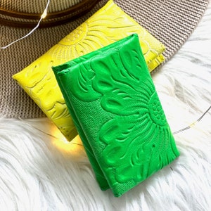 Embossed flowers leather business card holder • card holder wallet • credit card holder • personalized gifts