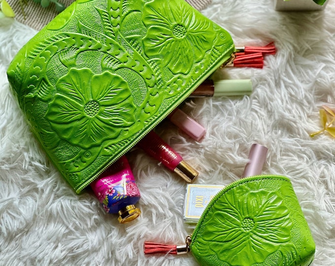 Toiletry bag women • Makeup organizer • Personalized gifts