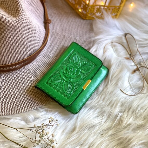 Slim Rose Leather Pocket  Wallet for women : Minimalist Slim Design