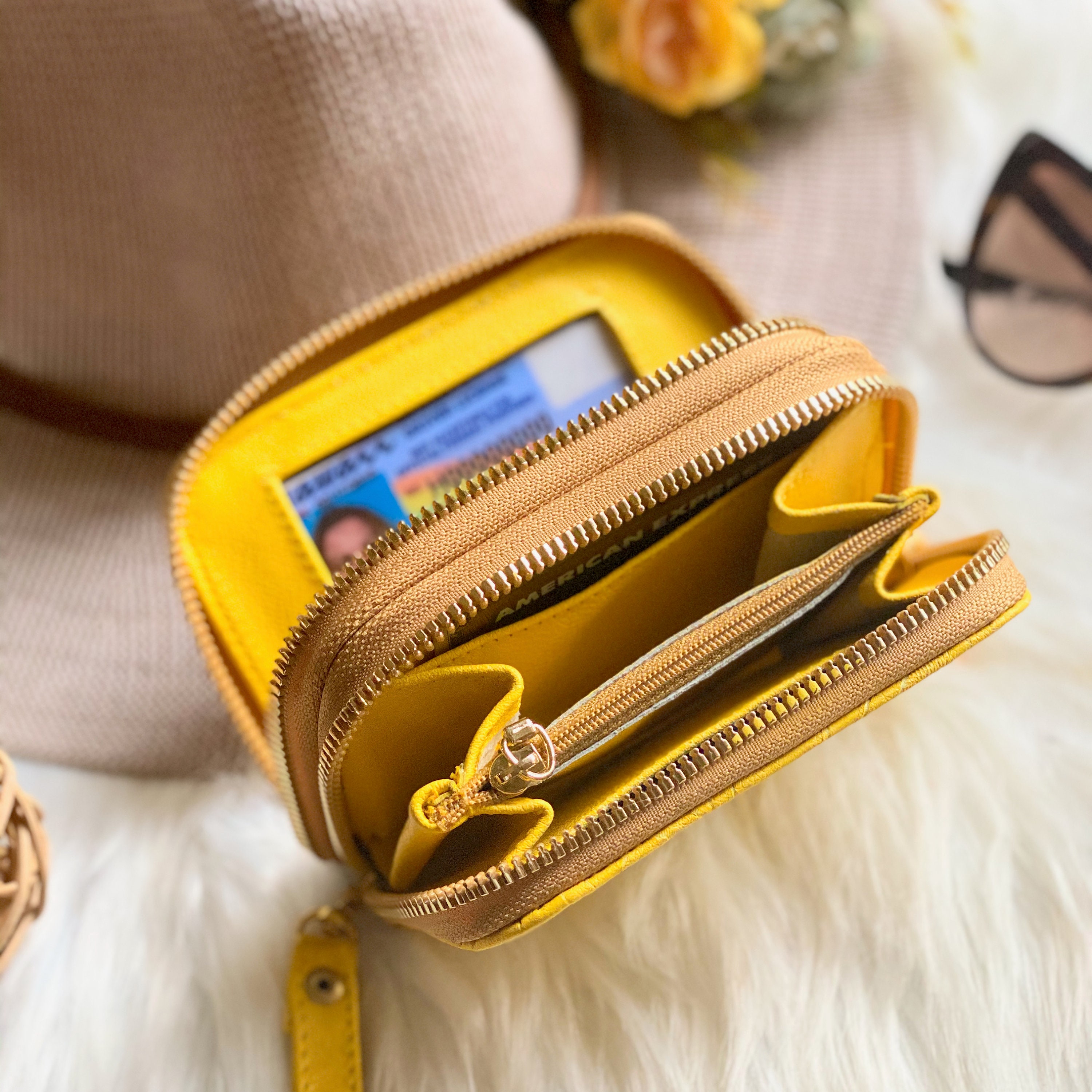 clutch zipper wallet