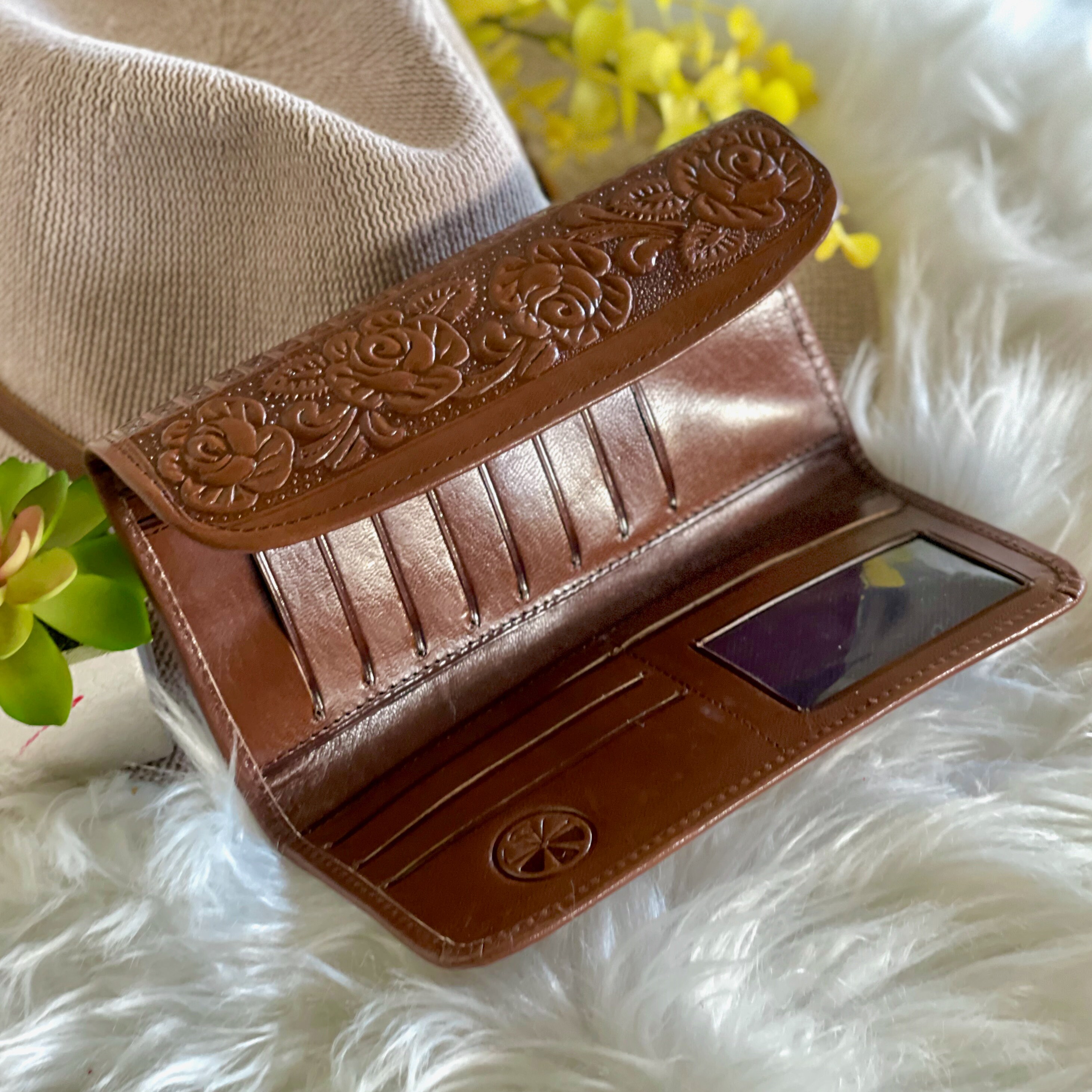 Embossed roses authentic leather wallets • women's wallets
