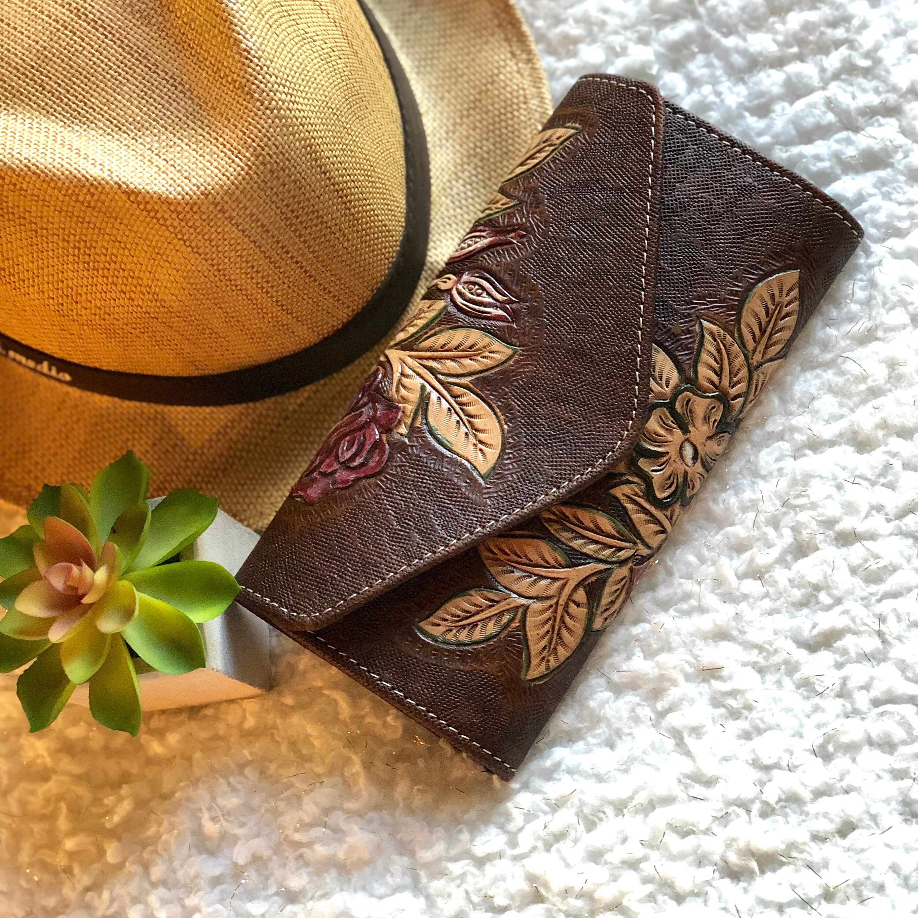 Tooled Leather Wallet*Roses Wallet*Leather Woman Wallet*Flowers Wallet