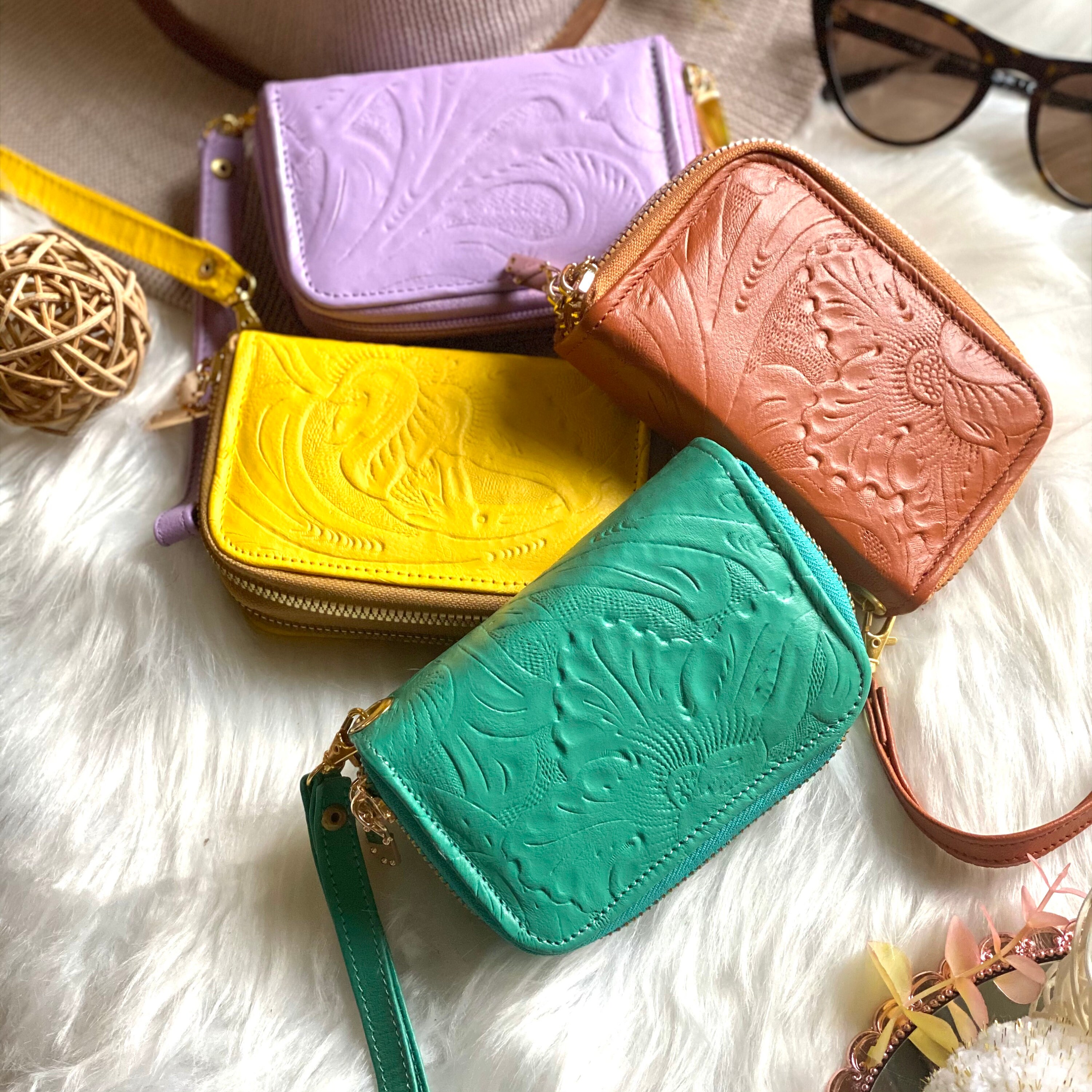 Handmade small wristlet wallets • women's wallets • Gifts for her