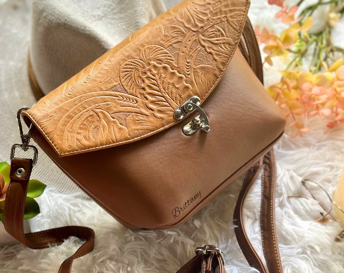 Small Leather Crossbody Saddle Bag: Handmade Boho Purse