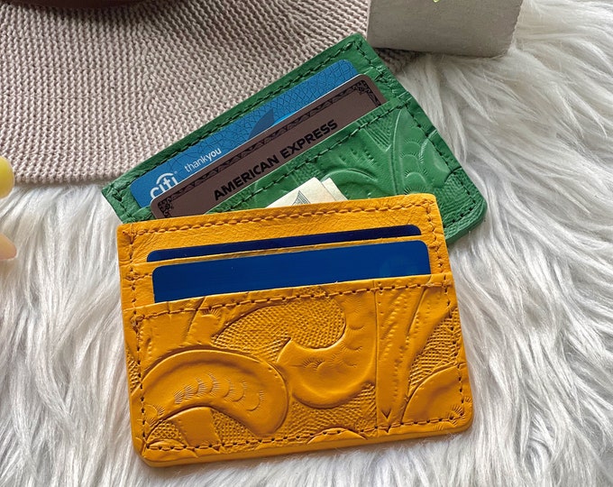 Carved sustainable leather credit card holder women • women's card holder • cards wallets for women • cute wallets • gifts for her