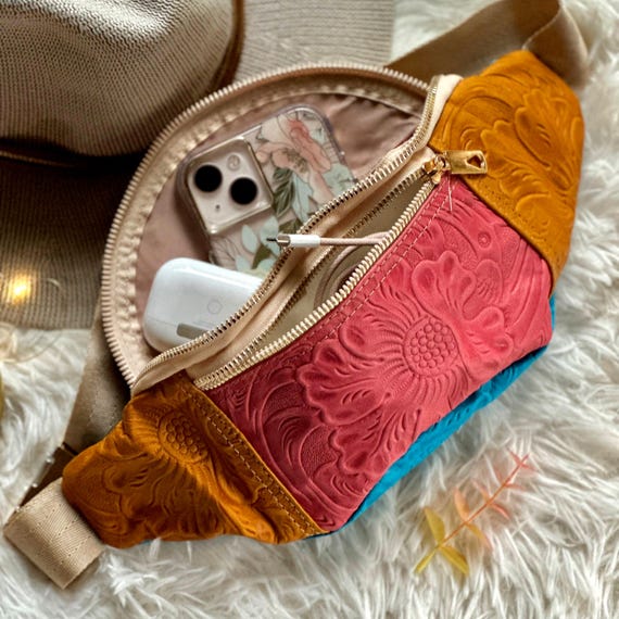 Personalized Leather Fanny Pack – Boho Crossbody Sling Bag for Women