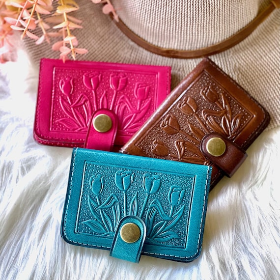 Handcrafted Leather Card Holder • Floral Wallet • Slim Minimalist Wallet for Women • Personalized Credit Case