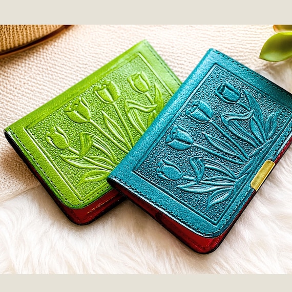 Personalized Small Leather Wallet for Women, Floral Tulip Minimalist Wallet, Leather Card Holder, Best Friend Gift