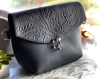 Small leather purse • Saddle Bag women • Bags and Purses for women • Gifts for her