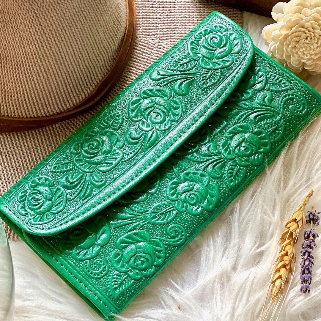Handmade Leather Womens Wallets Personalized Gifts for Her Ladies