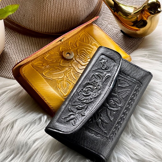 Handmade authentic leather small wallet • wallets for women • gifts for mom