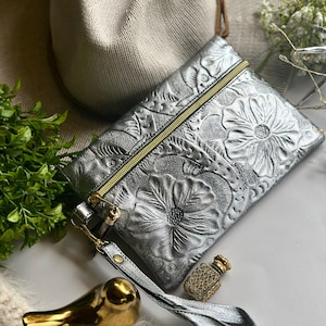Personalized Leather Makeup Bag: Floral Cosmetic Pouch with Letter Charm