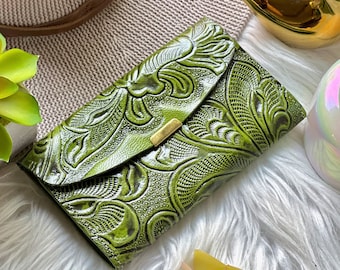 Handmade embossed floral leather small wallets for women • slim leather cute wallets • travel wallets • compact wallet