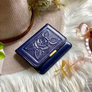 Cartera pequeña de cuero repujado hecha a mano • cartera mujer cartera • cartera minimalista • estilo vintage