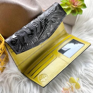Cartera de cuero personalizada para mujer • Cartera grande con cremallera hecha a mano • Regalo de cumpleaños para ella • Cartera sostenible en relieve con nombre