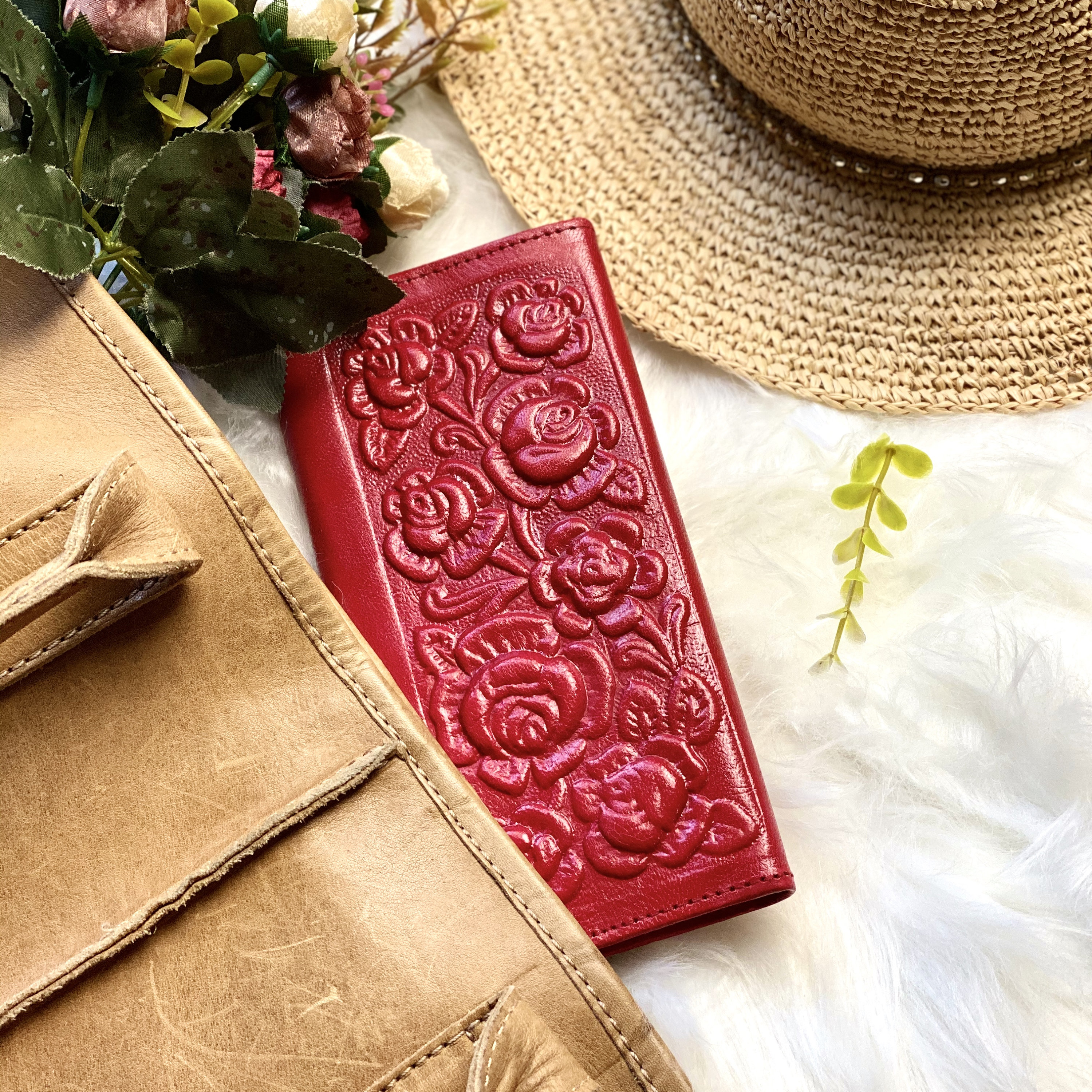 Embossed handmade leather wallet • women wallet • Leather wallet women's • Gifts for her