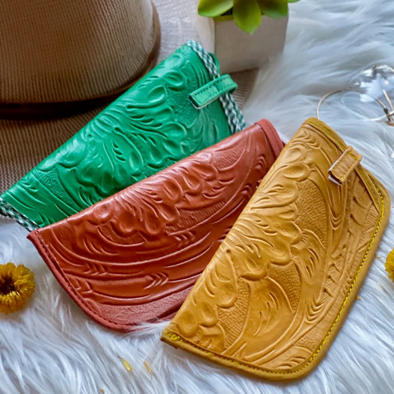 Women#39;s tooled soft leather glasses case • sunglasses case • Women#39;s tooled soft leather glasses case • sunglasses case •
