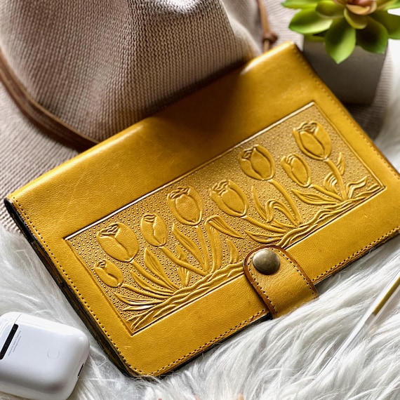 Double Passport Holder for Couples • Embossed Leather Passport Cover • Tulip Travel Wallet • Personalized Gift for Her