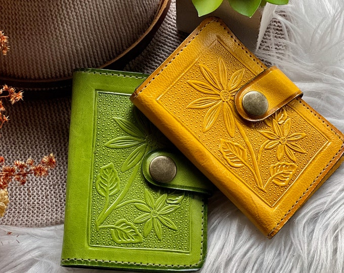 Handmade leather credit card holder • credit card wallet • gifts for her