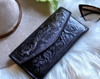 Leather wallets for women • cash wallet  • anniversary gifts for her