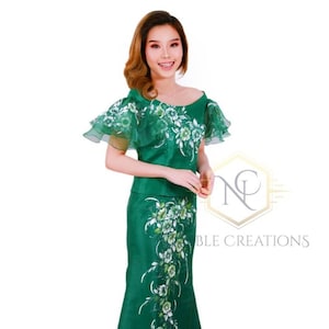 FILIPINIA Blouse à manches longues et robe jupe Costume national des Philippines Maria Clara Baro chez Saya Barong tagalog - Vert émeraude
