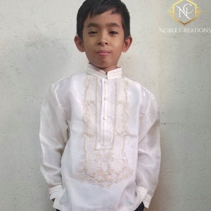 filipiniana boys