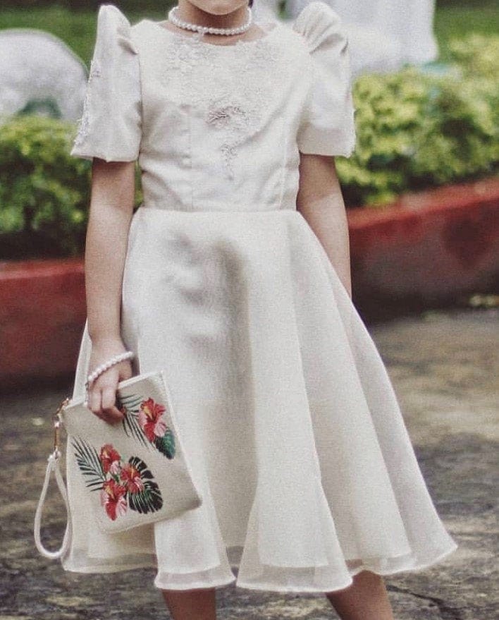 filipiñana attire