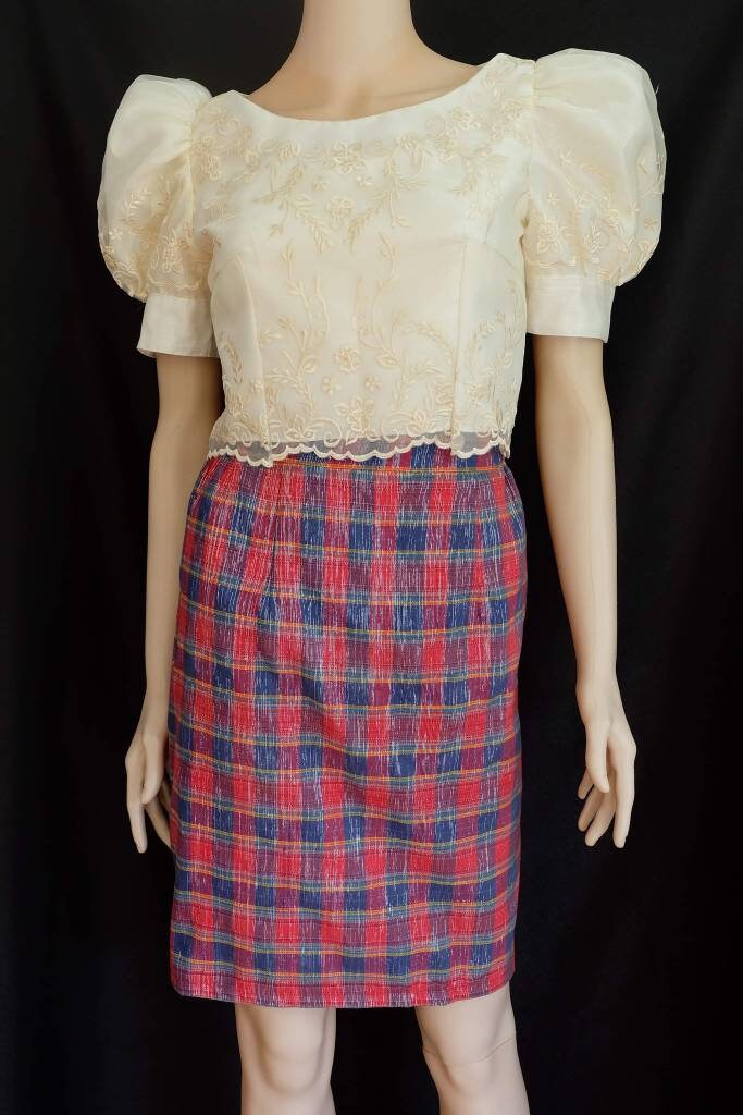 filipiniana sleeves called