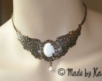 "Sciathain" - Steampunk - Goth Gothic Halloween White Choker necklace