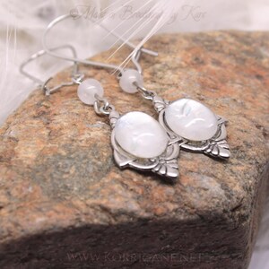 Boucles d'Oreilles Elfe Blanc en Jaspe Estampes en Laiton Silver-Filled Massif/Sterling puis vieilli & patiné avec un traitement anti-ternissement image 4