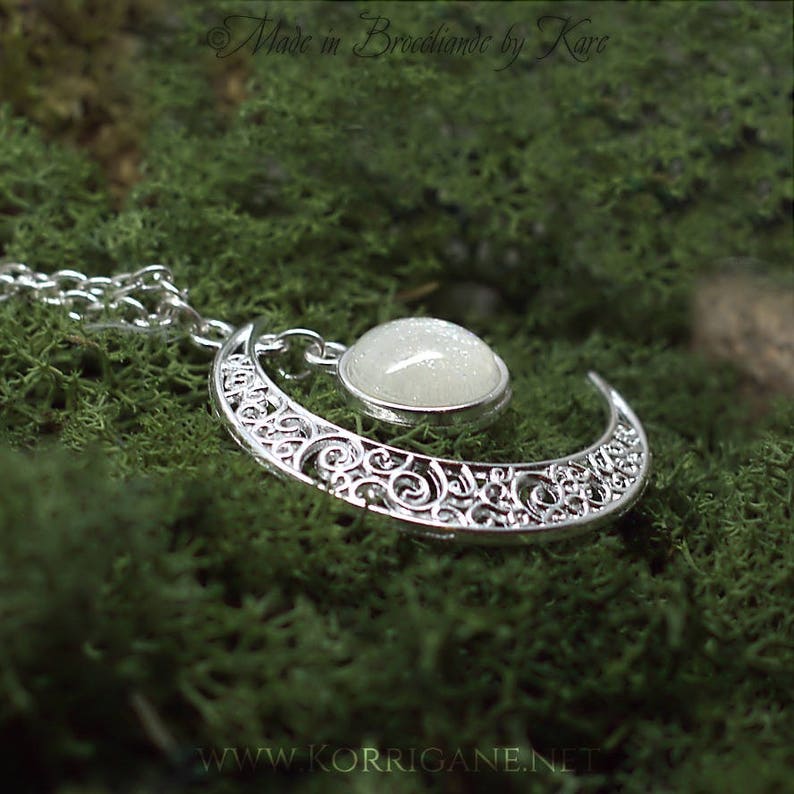 Collier Gealaí Lueur de Lune Celtique image 3