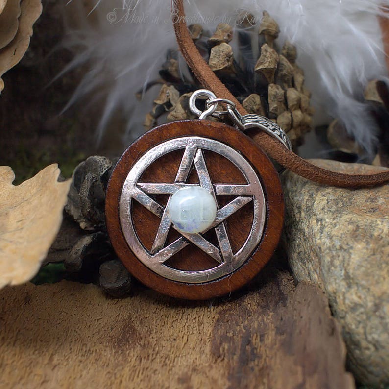 Amulette Collier de Protection Pentagramme Pentacle Wicca Paien Talisman Pierre Fine de Labradorite Blanche ou Pierre de Lune Arc-en-Ciel image 4