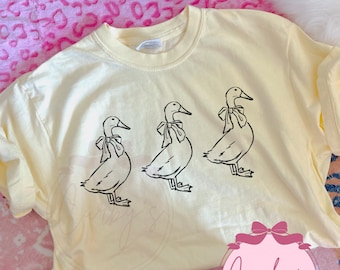 Duck Vintage Bows cottage core era Grand Millennial grandma spring Png Digital Design gardening Floral Trendy Minimalist Sweatshirt