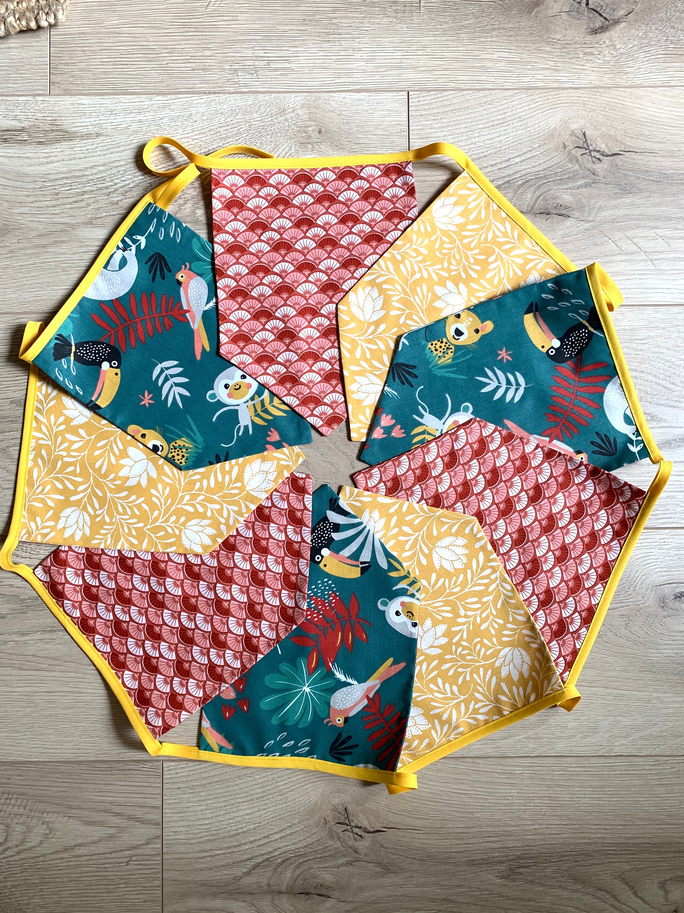 Guirlande de Fanions en Tissu Décorative, Décoration Salon, Bureau