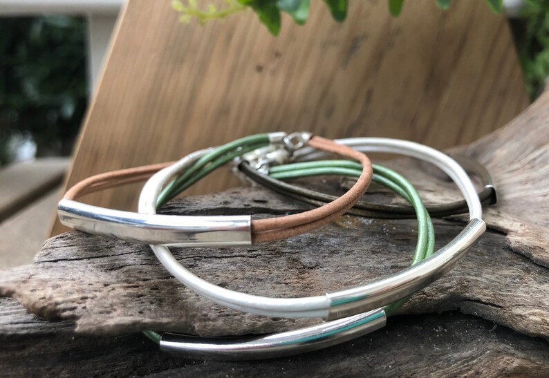 2 Strand Genuine High Quality Leather Cord Bracelet with Platted Silver Arched Tube Bead and Magnetic Clasp 画像 4