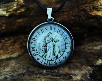 Großes Amulett Freya