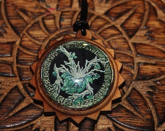 Amuleto de madera green man