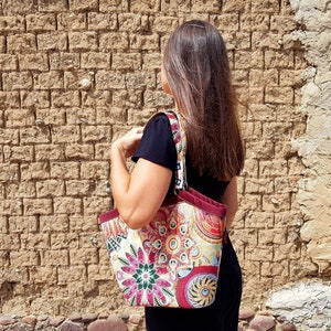 Kotka Bucket Bag - yellow/burgundy red bag with abstract motifs - tapestry bag- vegan bag - summer bag - boho shoulder bag - Kotka Abstract