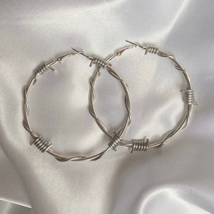 Large Barbed Wire Hoop Earrings / Silver Barbed Wire Circular Hoops image 2