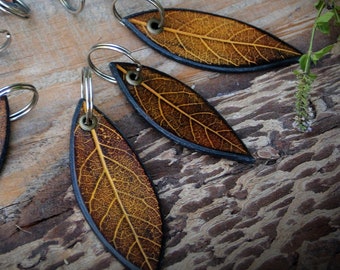 Ochre leaf leather keychain, nature gift, original handmade gift