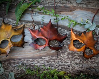 Masque feuille en cuir "Lechïi" esprit sylvestre sur commande