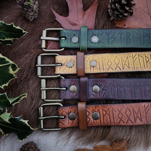 Cinto de couro personalizado com runas nórdicas e runas vikings.
