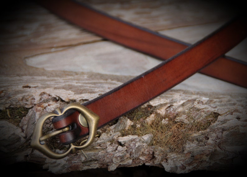 Ceinture sur mesure fine en cuir couleur unie Marron